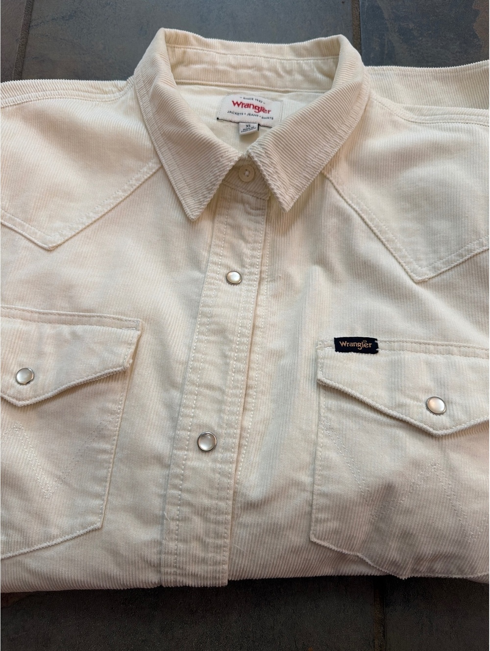 Wrangler Cream Courduroy Pearl Snap Western Button Down Men’s XL